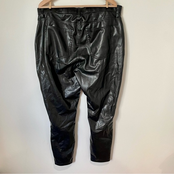 Abercrombie and Fitch Curve Love Vegan Leather High Rise Skinny Pant Black 34L - Picture 9 of 13